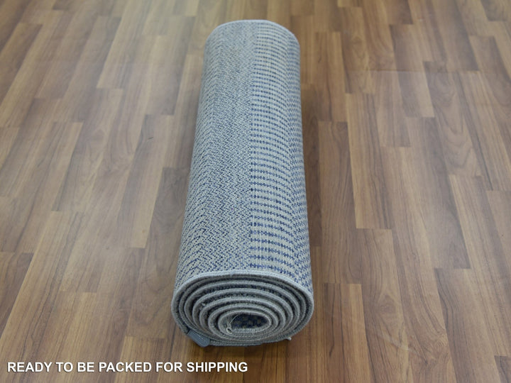 2'6" x 9'10" New Hand Knotted Grey Wool & Silk Runner Oriental Rug - MOA10279143