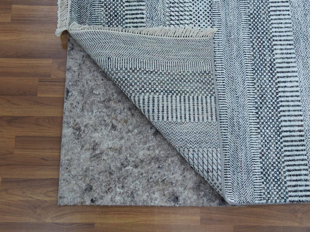 4'0" x 6'0" New Hand Knotted Ivory Wool & Silk Rectangle Oriental Rug - MOA10279246