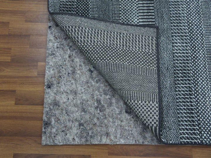 3'3" x 5'0" New Hand Knotted Grey Wool & Silk Rectangle Oriental Rug - MOA10279253