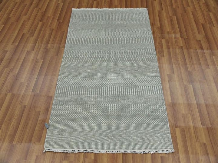 3'0" x 5'3" New Hand Knotted Grey Wool & Silk Rectangle Oriental Rug - MOA10279353