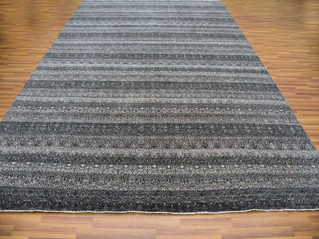 10'0" x 13'10" New Hand Knotted Grey Wool Rectangle Oriental Rug - MOA10279459