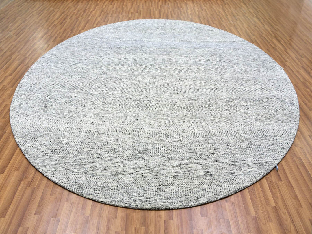 11'2" x 11'2" New Hand Knotted Grey Wool Round Oriental Rug - MOA10279507