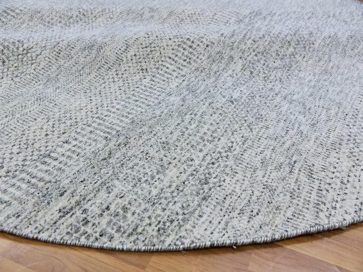 7'9" x 7'9" New Hand Knotted Grey Wool Round Oriental Rug - MOA10279515