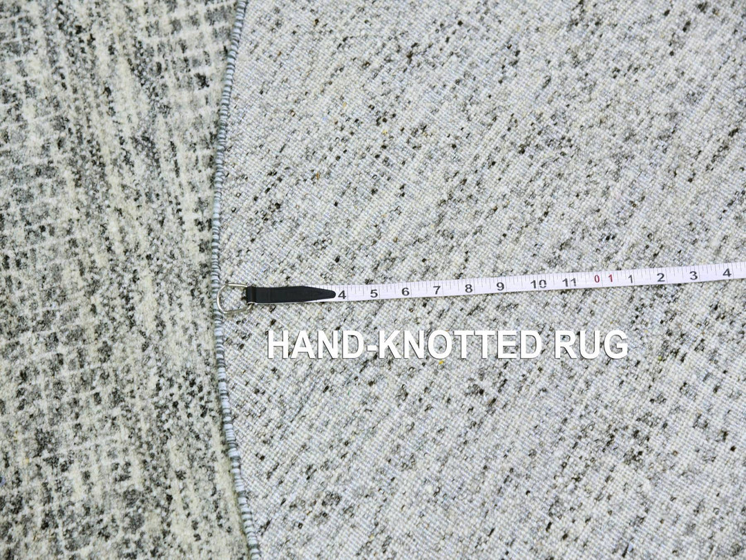 5'9" x 5'9" New Hand Knotted Grey Wool Round Oriental Rug - MOA10279519