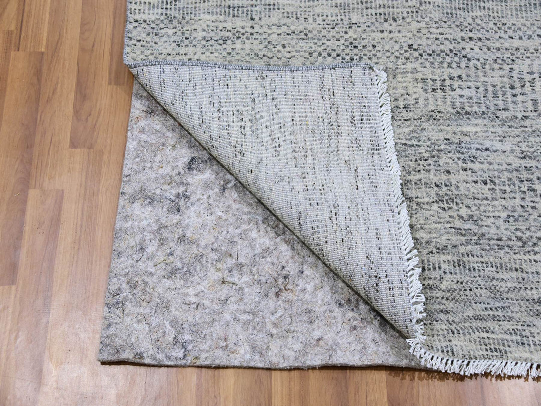 4'0" x 10'1" New Hand Knotted Grey Wool Runner Oriental Rug - MOA10279522