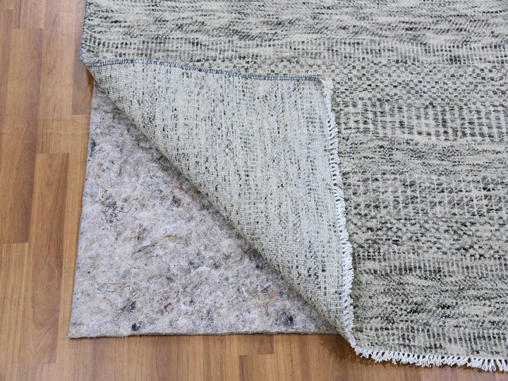 4'0" x 6'4" New Hand Knotted Grey Wool Rectangle Oriental Rug - MOA10279523