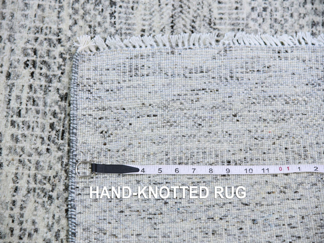 4'0" x 6'4" New Hand Knotted Grey Wool Rectangle Oriental Rug - MOA10279523