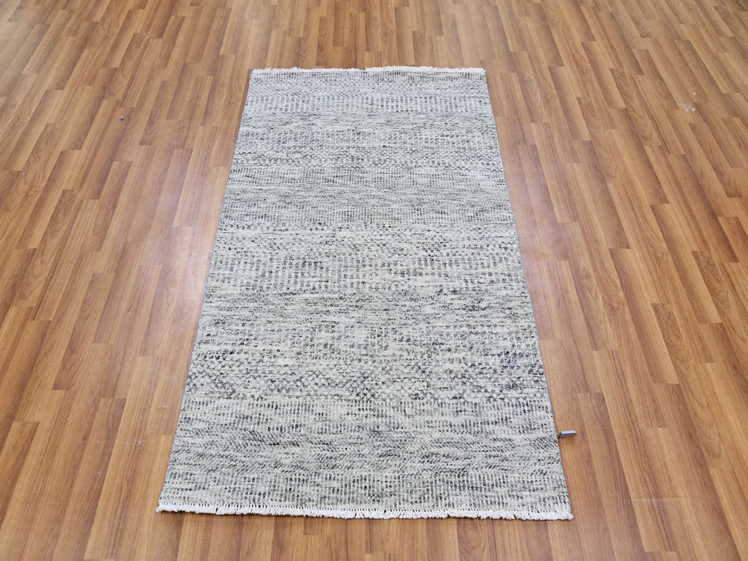 2'11" x 5'1" New Hand Knotted Grey Wool Rectangle Oriental Rug - MOA10279524