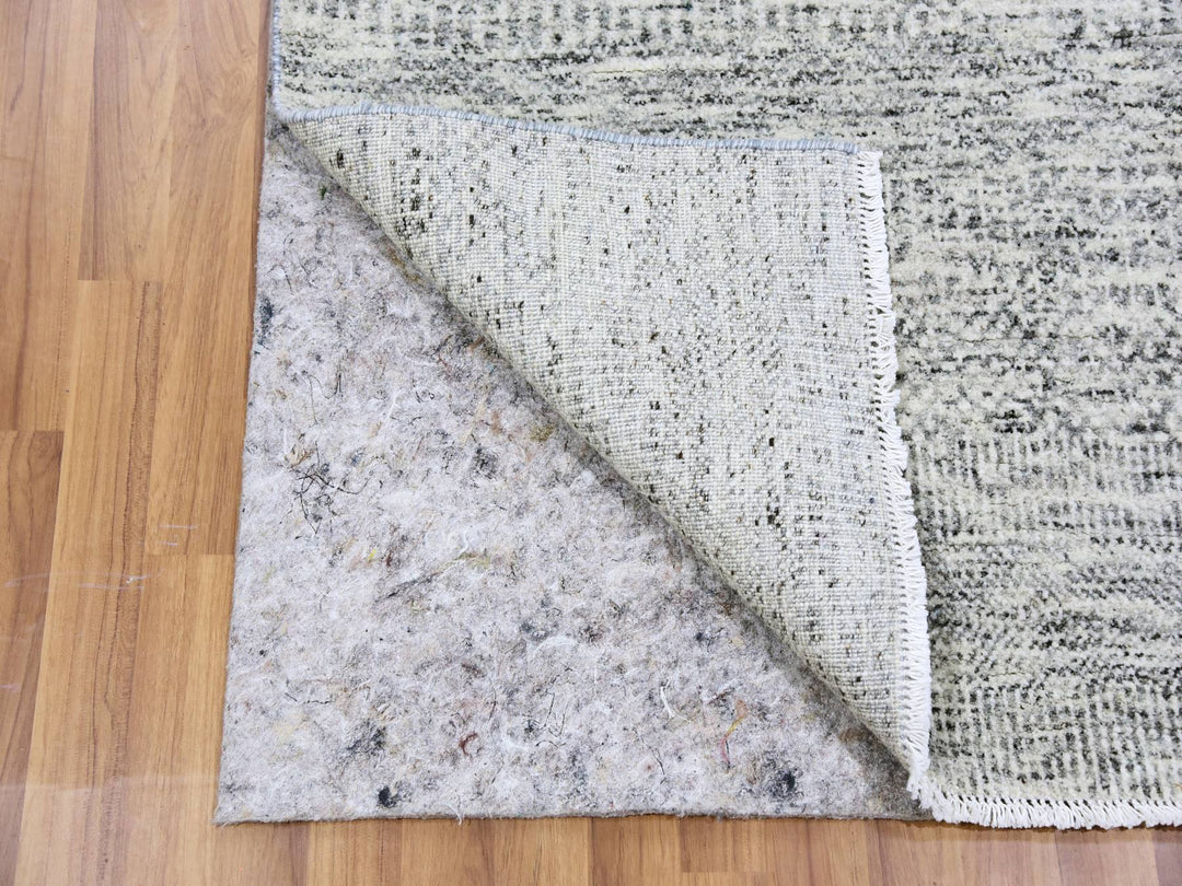 2'11" x 5'1" New Hand Knotted Grey Wool Rectangle Oriental Rug - MOA10279524