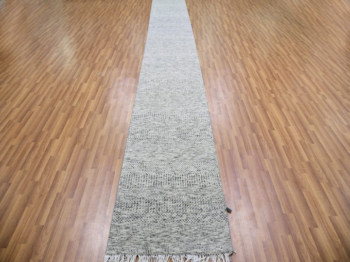 2'6" x 23'4" New Hand Knotted Grey Wool Runner Oriental Rug - MOA10279532