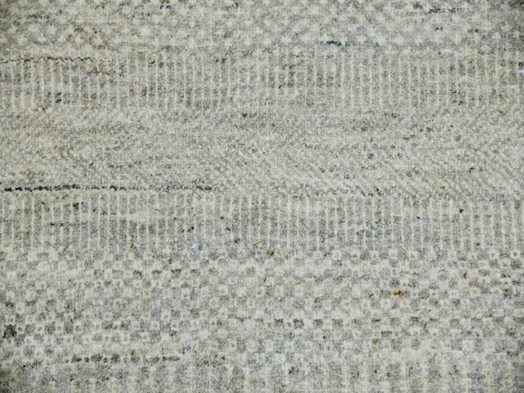 9'11" x 10'0" New Hand Knotted Grey Wool Square Oriental Rug - MOA10279535