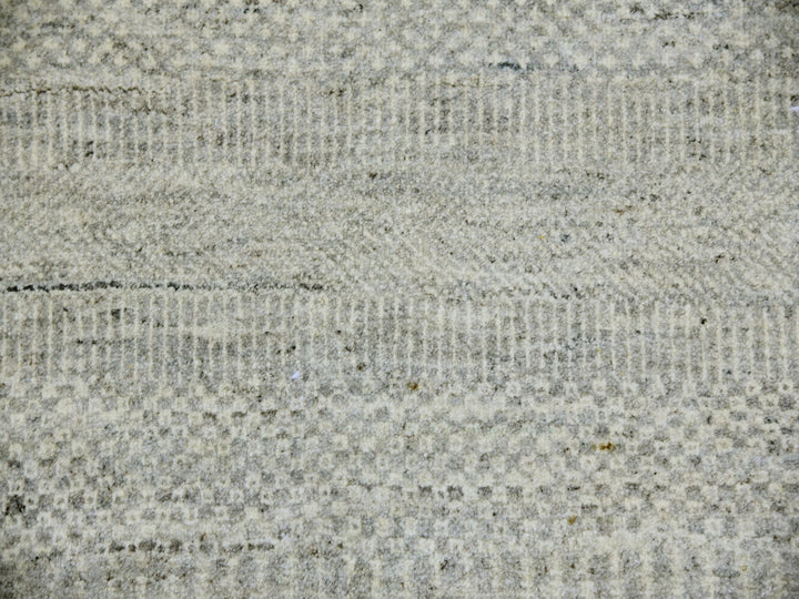 9'11" x 10'0" New Hand Knotted Grey Wool Square Oriental Rug - MOA10279535