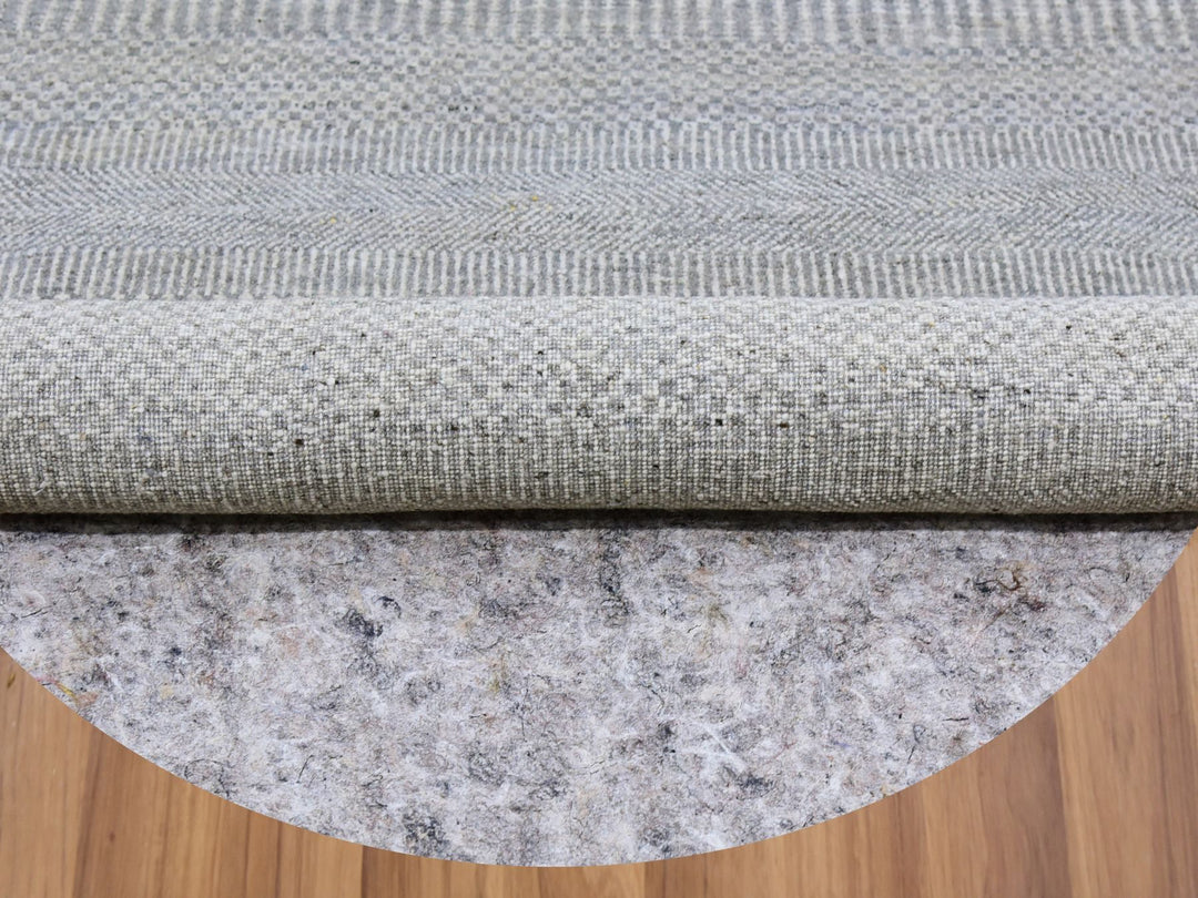 4'10" x 4'11" New Hand Knotted Grey Wool Round Oriental Rug - MOA10279544