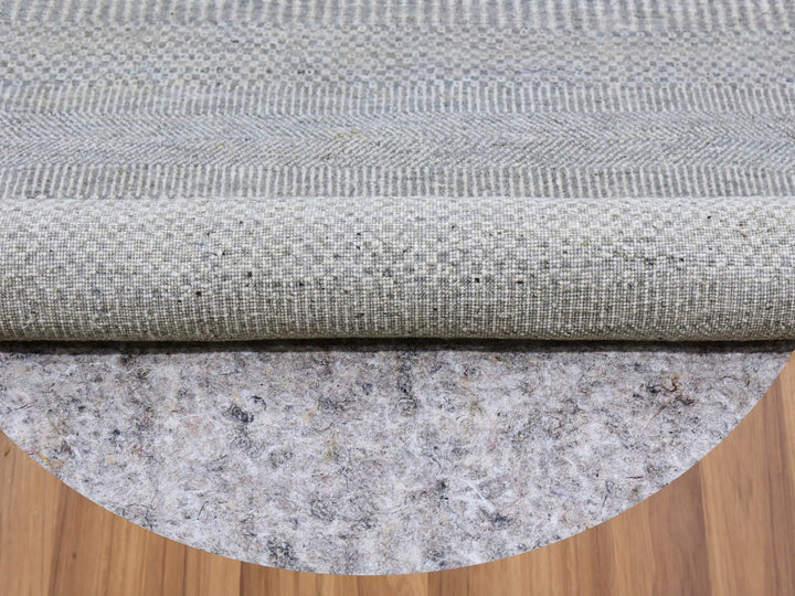 4'10" x 4'11" New Hand Knotted Grey Wool Round Oriental Rug - MOA10279544