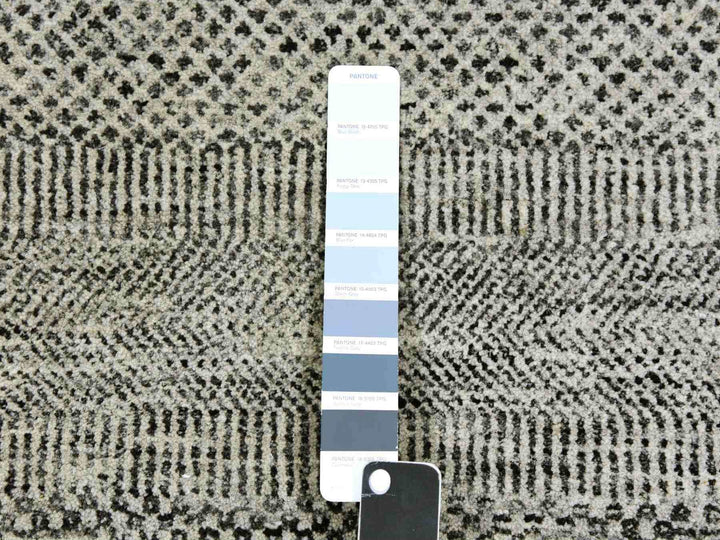 8'0" x 10'0" New Hand Knotted Grey Wool Rectangle Oriental Rug - MOA10279558