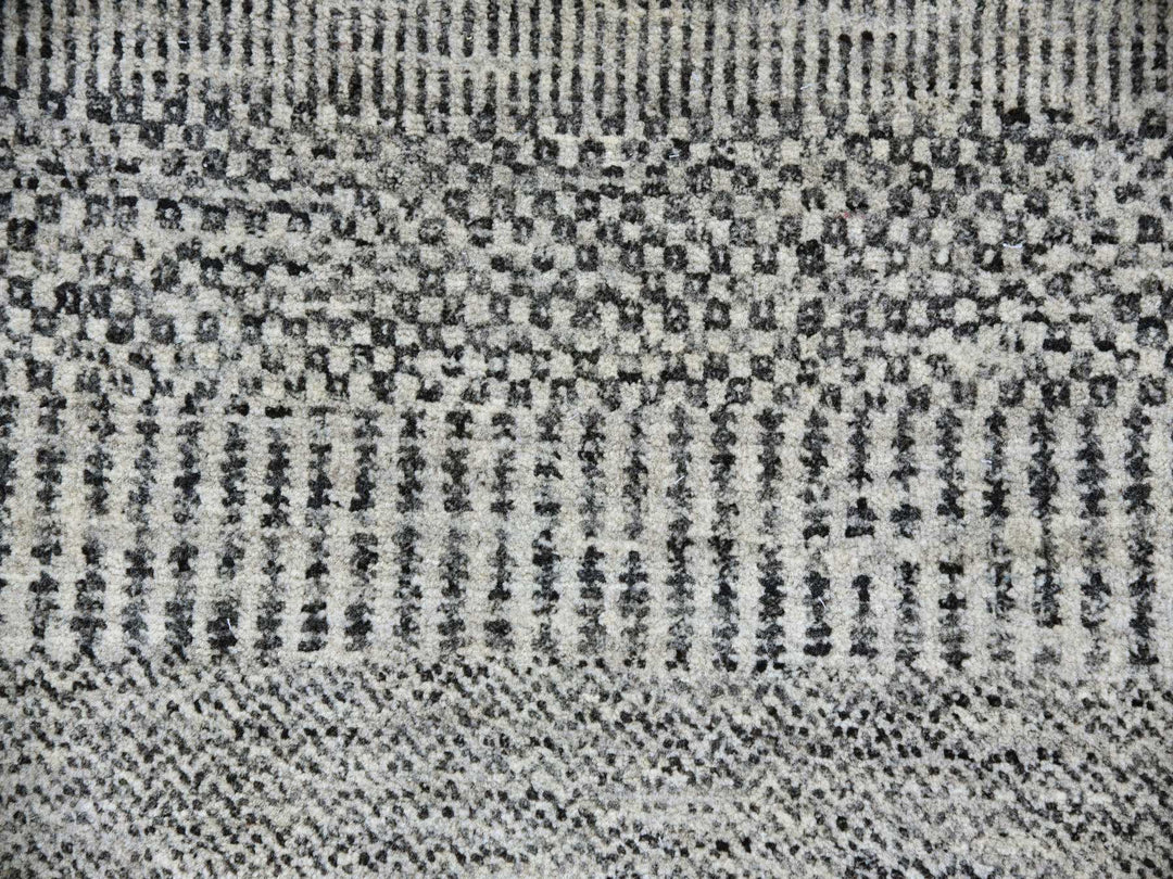 9'8" x 9'9" New Hand Knotted Grey Wool Round Oriental Rug - MOA10279563