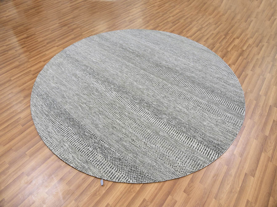 7'9" x 7'9" New Hand Knotted Grey Wool Round Oriental Rug - MOA10279564