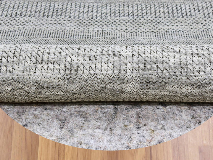 7'9" x 7'9" New Hand Knotted Grey Wool Round Oriental Rug - MOA10279564