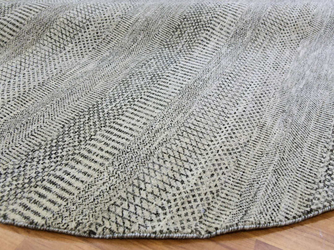 7'9" x 7'9" New Hand Knotted Grey Wool Round Oriental Rug - MOA10279564