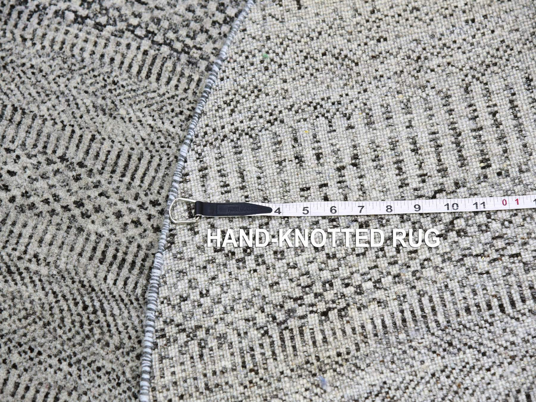 4'9" x 4'10" New Hand Knotted Grey Wool Round Oriental Rug - MOA10279567
