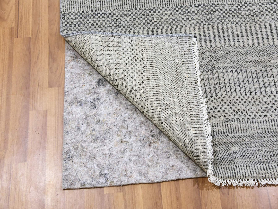 4'1" x 12'1" New Hand Knotted Grey Wool Runner Oriental Rug - MOA10279568