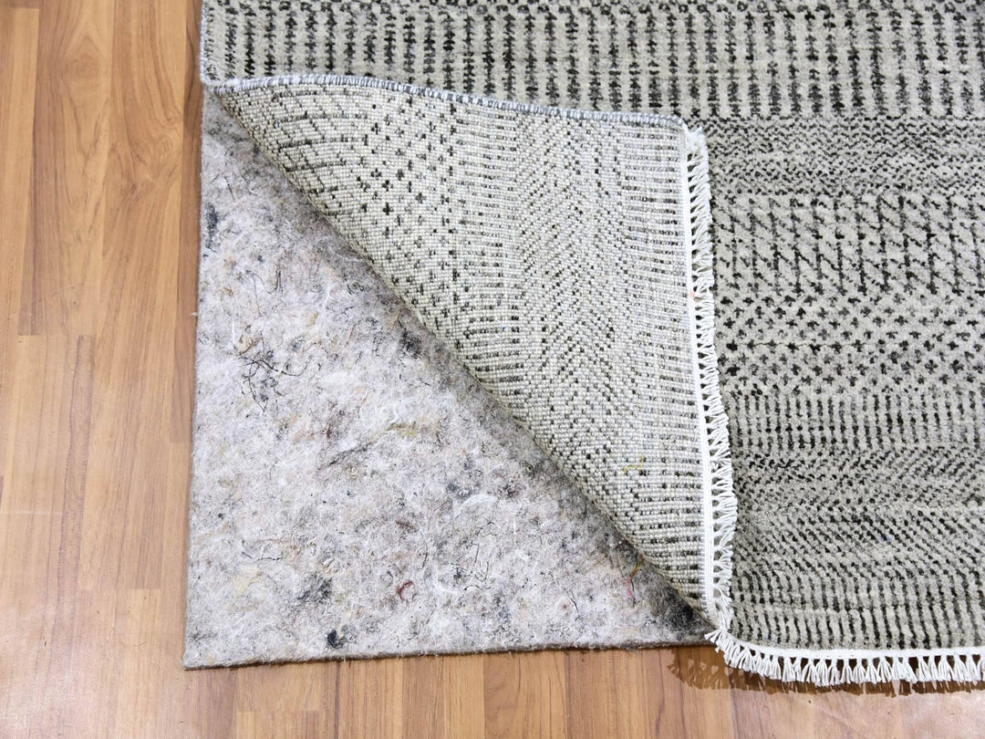 2'7" x 8'0" New Hand Knotted Grey Wool Runner Oriental Rug - MOA10279574