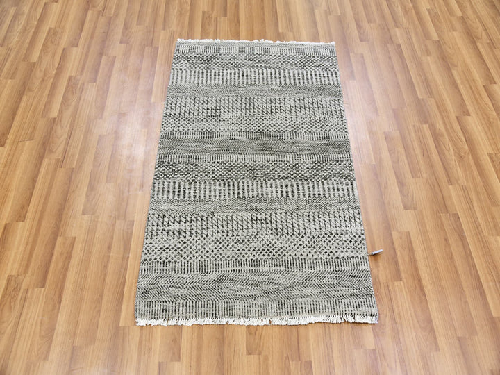 2'7" x 4'1" New Hand Knotted Grey Wool Rectangle Oriental Rug - MOA10279578