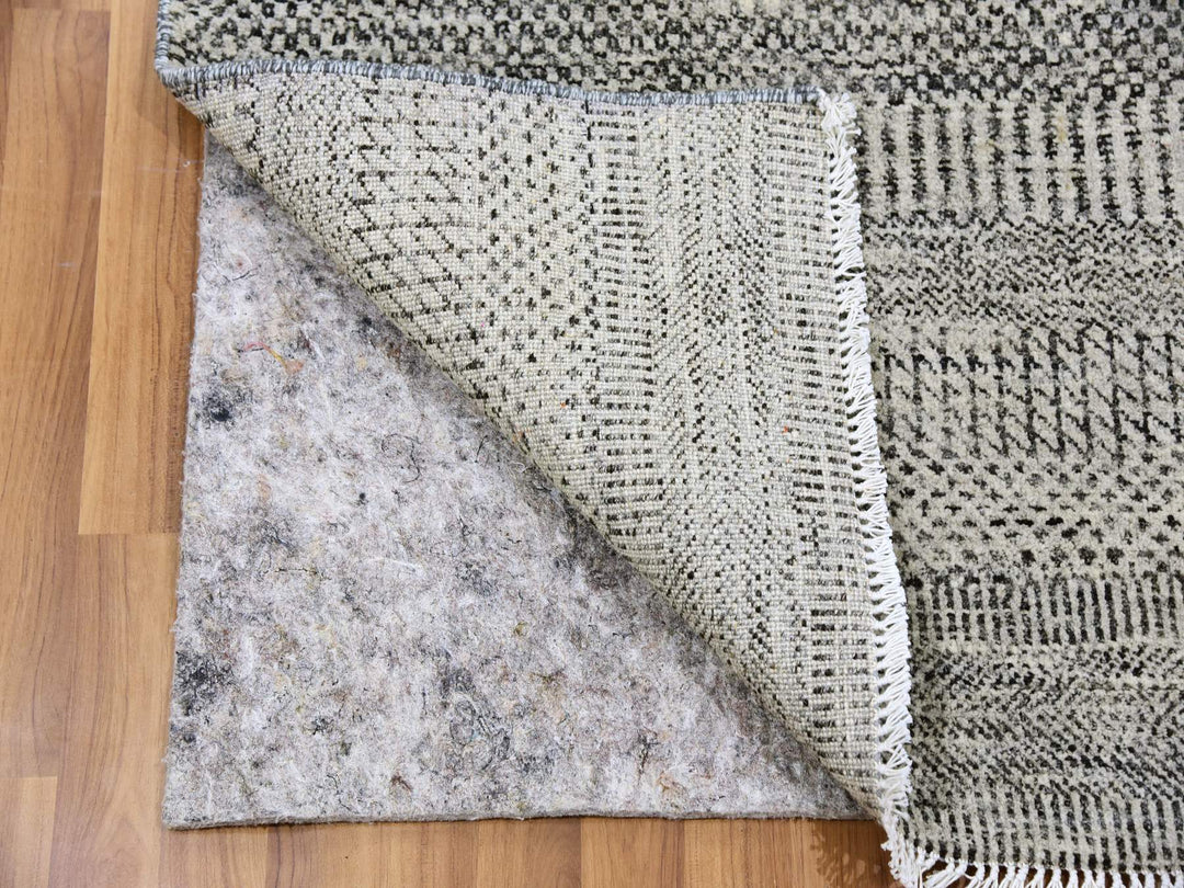 3'0" x 4'10" New Hand Knotted Grey Wool Rectangle Oriental Rug - MOA10279579