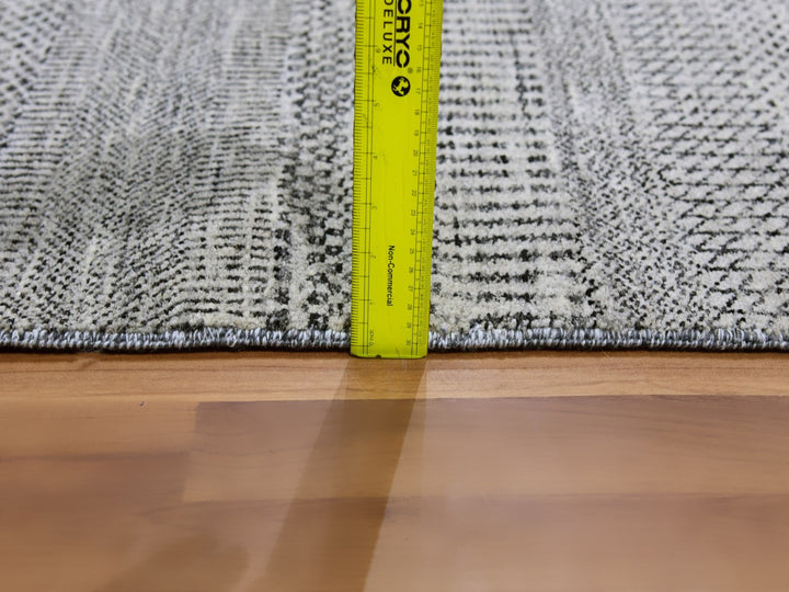 3'0" x 4'10" New Hand Knotted Grey Wool Rectangle Oriental Rug - MOA10279579