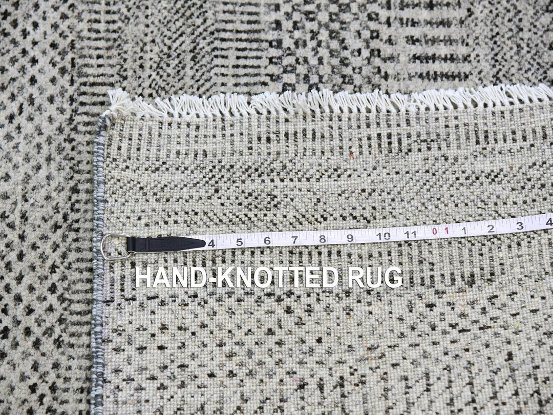 3'0" x 4'10" New Hand Knotted Grey Wool Rectangle Oriental Rug - MOA10279579