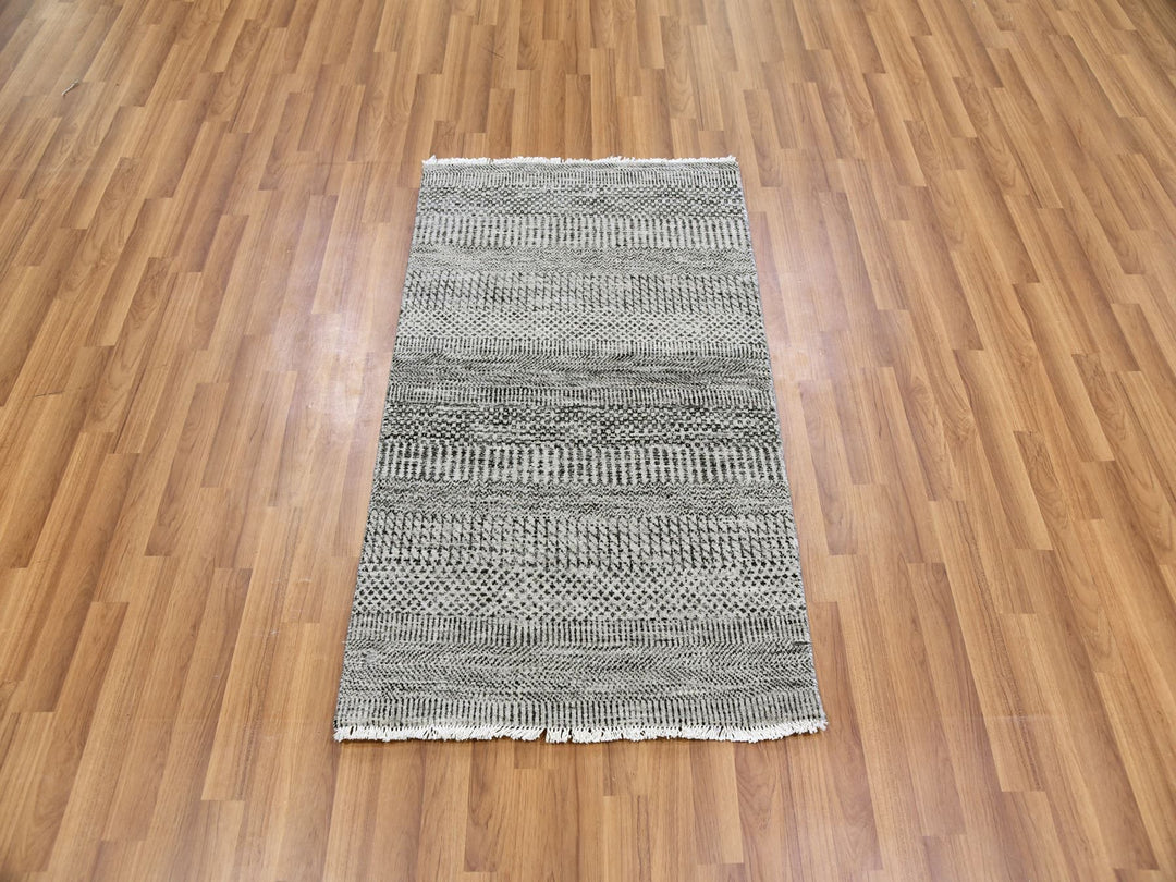 2'5" x 4'1" New Hand Knotted Grey Wool Rectangle Oriental Rug - MOA10279580