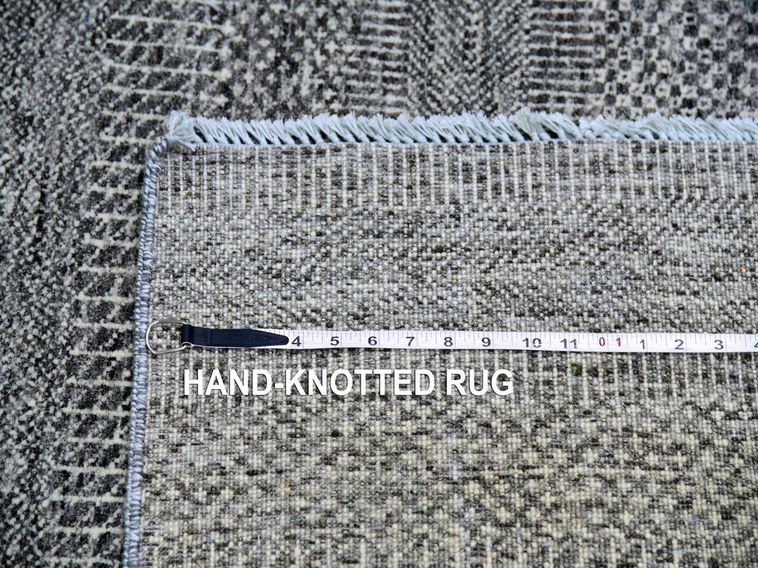 4'0" x 6'6" New Hand Knotted Grey Wool Rectangle Oriental Rug - MOA10279597