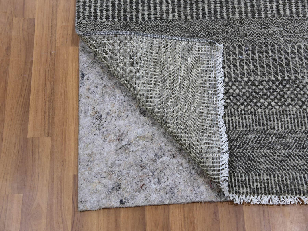 2'8" x 6'2" New Hand Knotted Grey Wool Runner Oriental Rug - MOA10279603