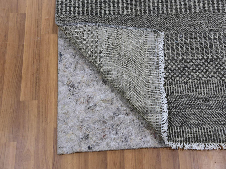 2'8" x 6'2" New Hand Knotted Grey Wool Runner Oriental Rug - MOA10279603