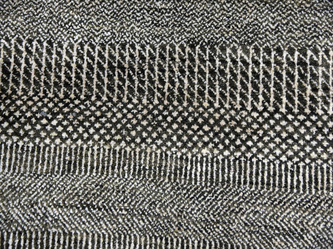 8'1" x 10'3" New Hand Knotted Grey Wool & Silk Rectangle Oriental Rug - MOA10279614