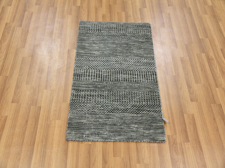 1'11" x 3'1" New Hand Knotted Grey Wool Rectangle Oriental Rug - MOA10279634