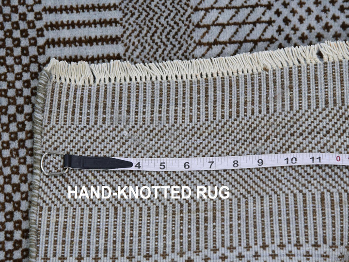 2'2" x 3'3" New Hand Knotted Grey Wool Rectangle Oriental Rug - MOA10279638