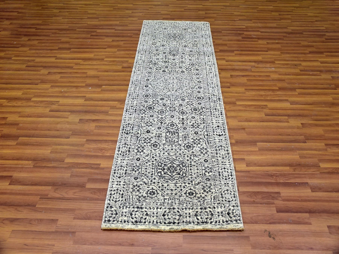 2'8" x 10'0" New Hand Knotted Ivory Wool Runner Oriental Rug - MOA10279681