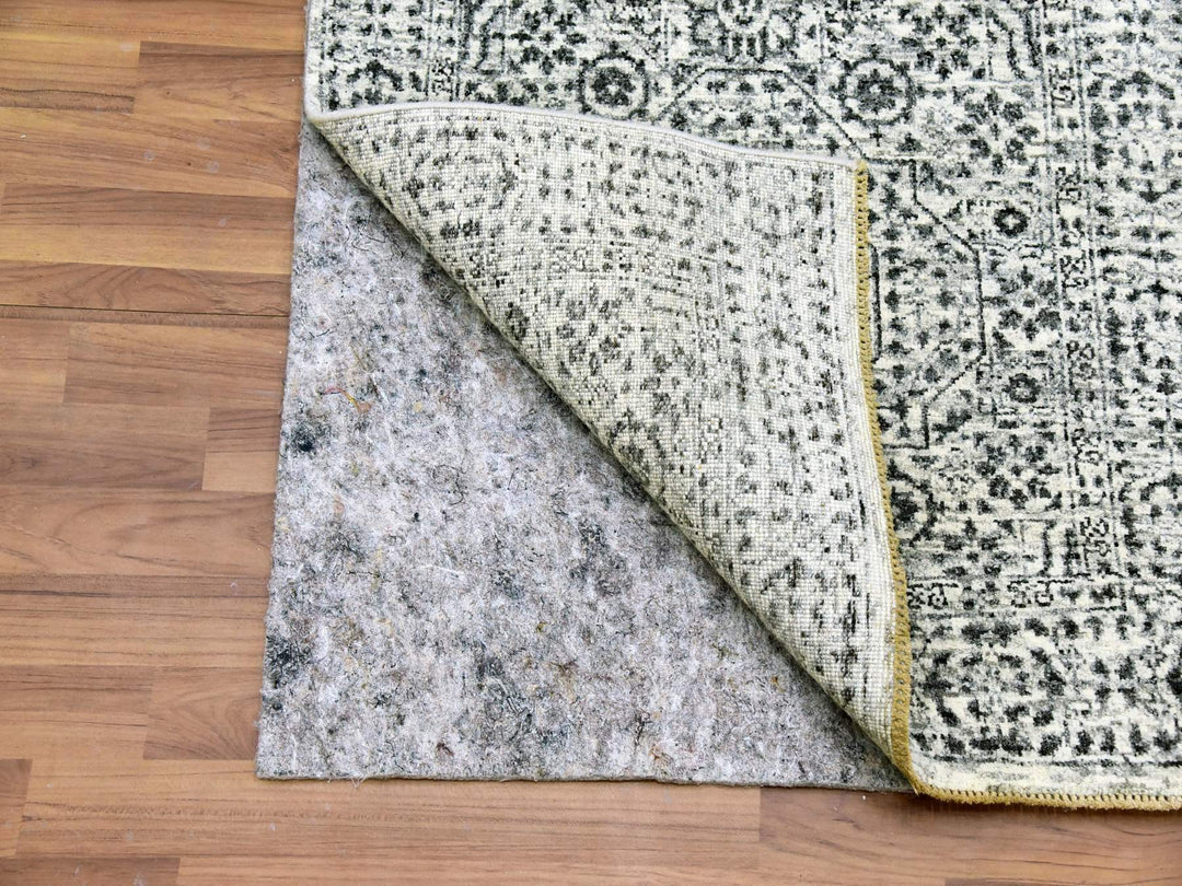 2'8" x 10'0" New Hand Knotted Ivory Wool Runner Oriental Rug - MOA10279681
