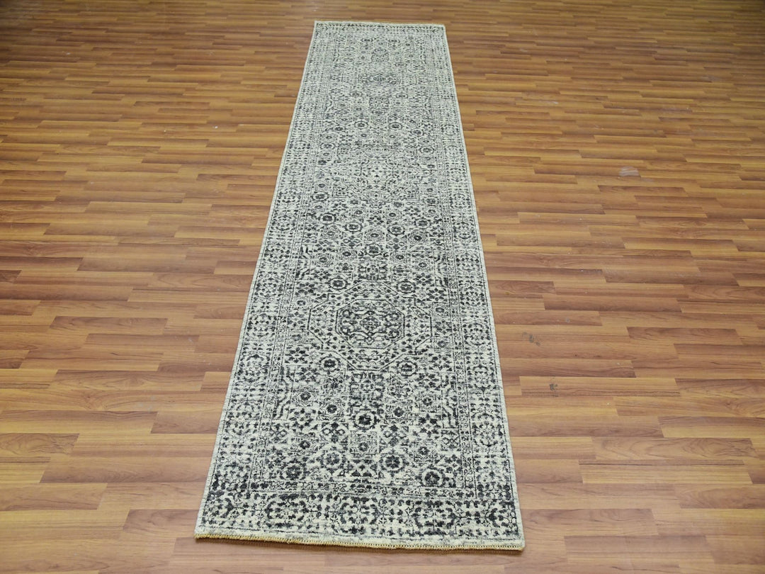 2'8" x 10'0" New Hand Knotted Ivory Wool Runner Oriental Rug - MOA10279683