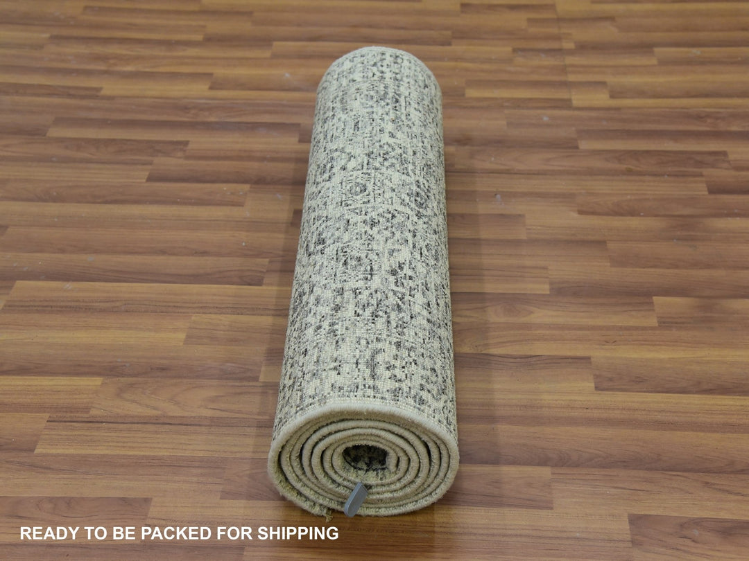 2'8" x 10'0" New Hand Knotted Ivory Wool Runner Oriental Rug - MOA10279684