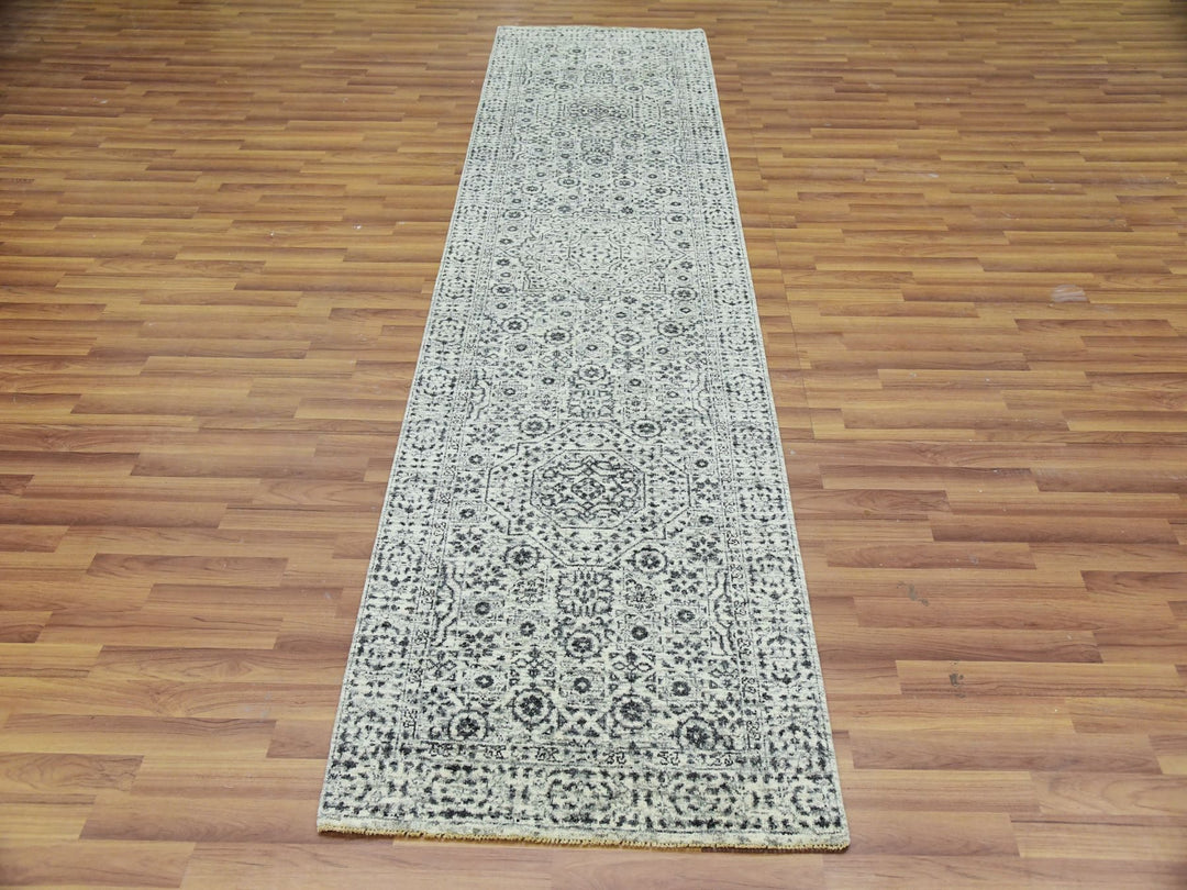 2'8" x 10'0" New Hand Knotted Ivory Wool Runner Oriental Rug - MOA10279685
