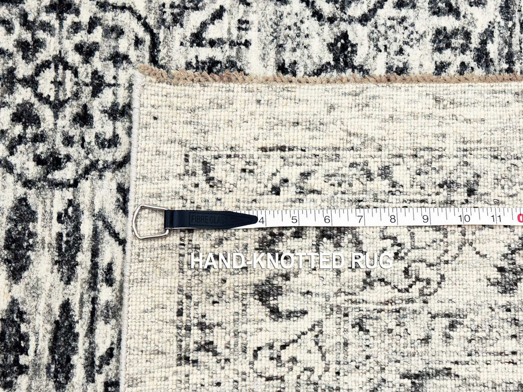2'9" x 10'0" New Hand Knotted Ivory Wool Runner Oriental Rug - MOA10279686