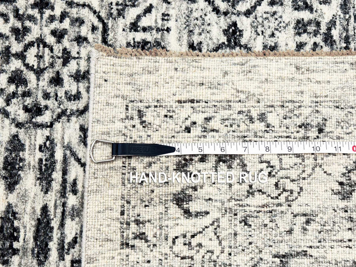 2'9" x 10'0" New Hand Knotted Ivory Wool Runner Oriental Rug - MOA10279686