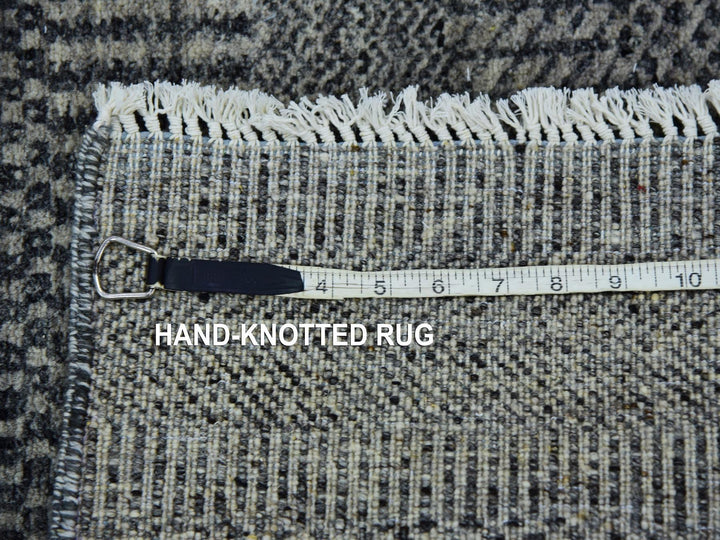 2'6" x 9'11" New Hand Knotted Grey Wool Runner Oriental Rug - MOA10279706