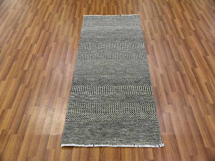 2'6" x 5'10" New Hand Knotted Grey Wool Runner Oriental Rug - MOA10279707