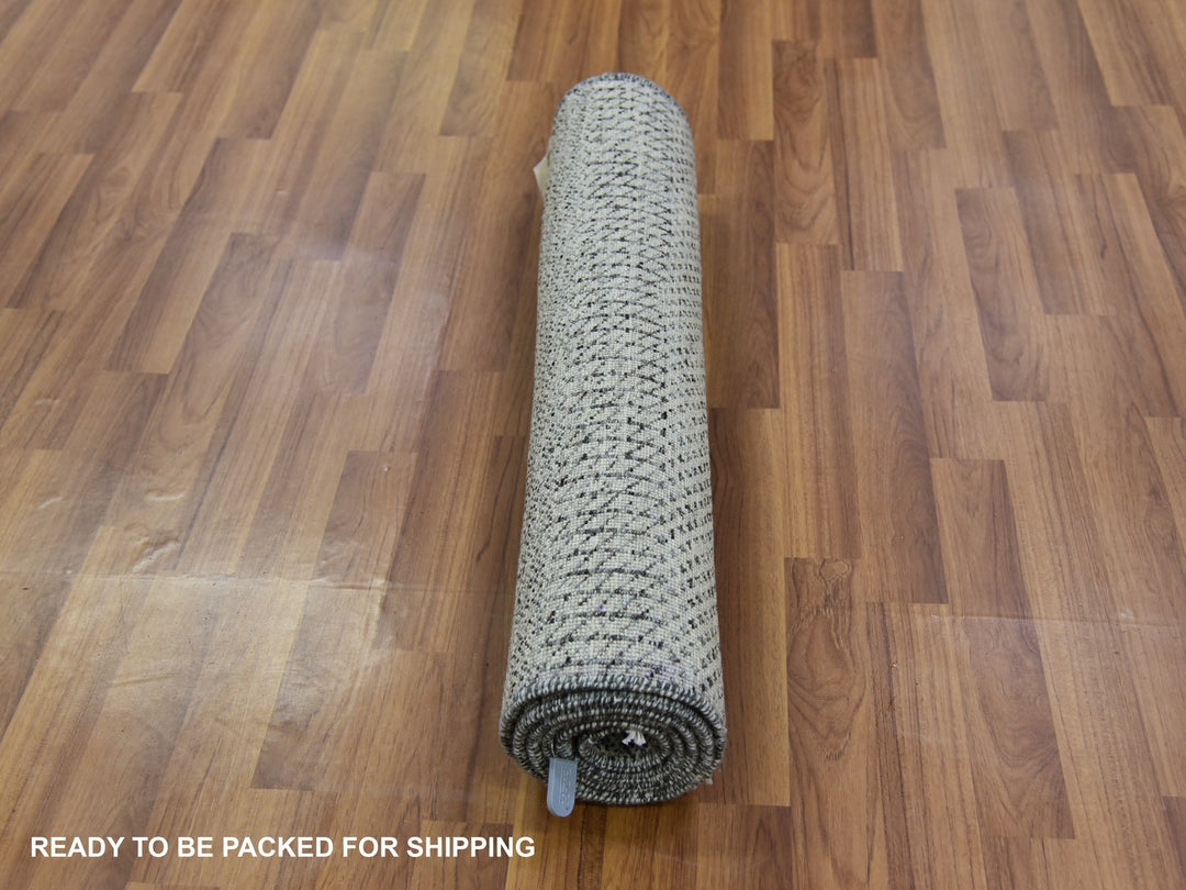 2'6" x 5'10" New Hand Knotted Grey Wool Runner Oriental Rug - MOA10279707