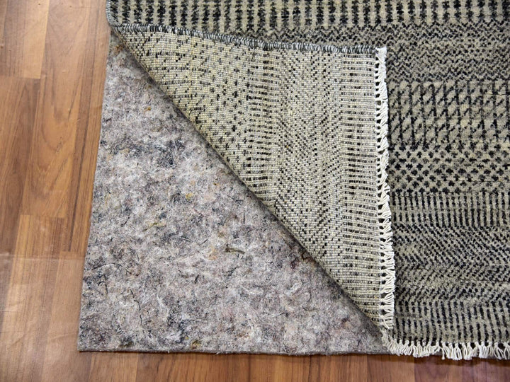 2'6" x 5'10" New Hand Knotted Grey Wool Runner Oriental Rug - MOA10279708