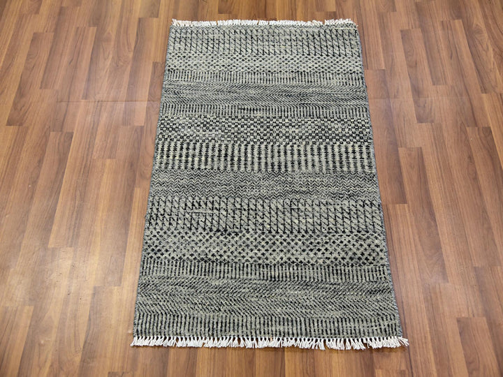 2'0" x 3'2" New Hand Knotted Grey Wool Rectangle Oriental Rug - MOA10279709