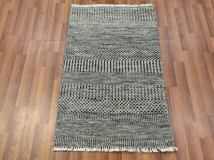 2'0" x 3'2" New Hand Knotted Grey Wool Rectangle Oriental Rug - MOA10279710